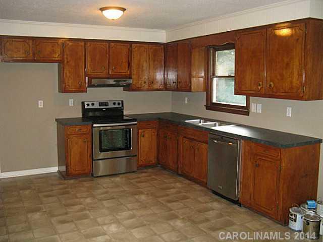 7930 Gregory Road Sherrills Ford, NC 28673 - Photo 5 of 6