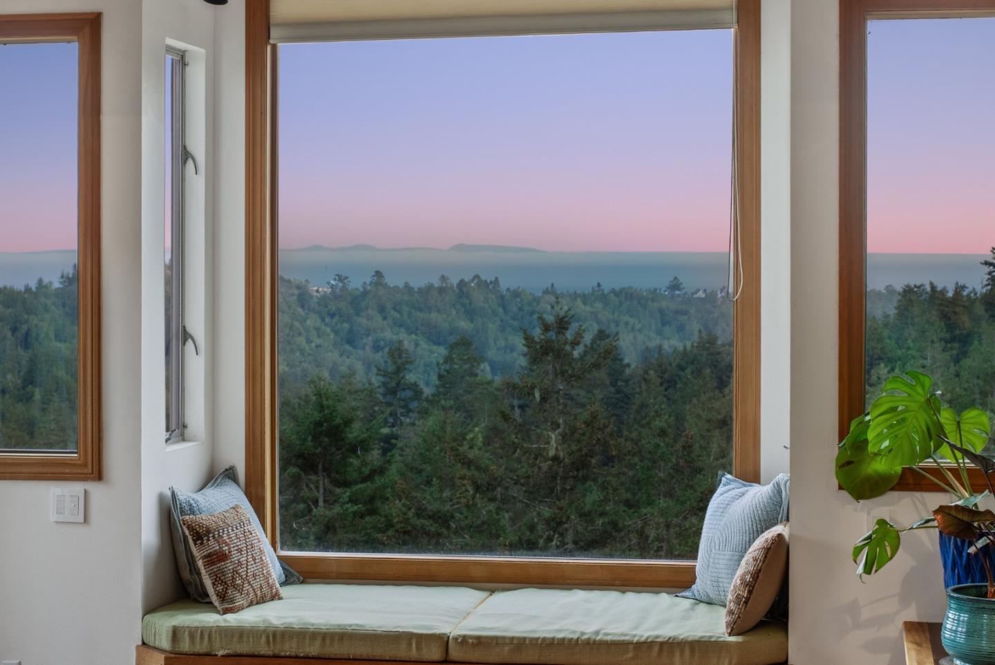 540 Olaughlin Road Santa Cruz, CA 95065 - Photo 8 of 42 a view of balcony with furniture