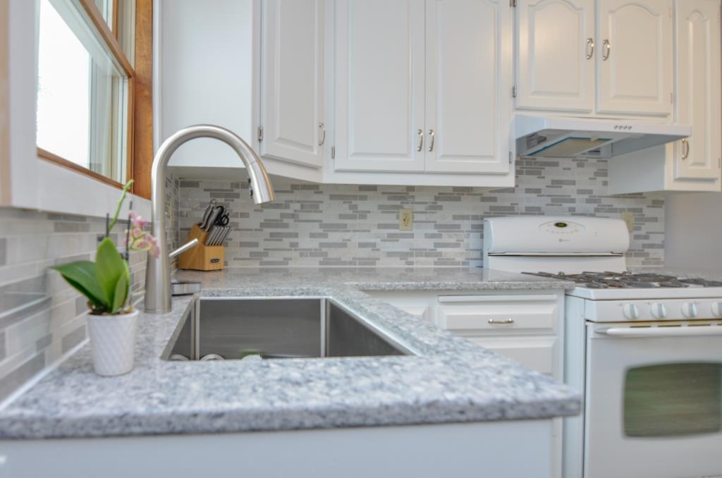 3672 Finger Road Green Bay, WI 54311 - Photo 10 of 40