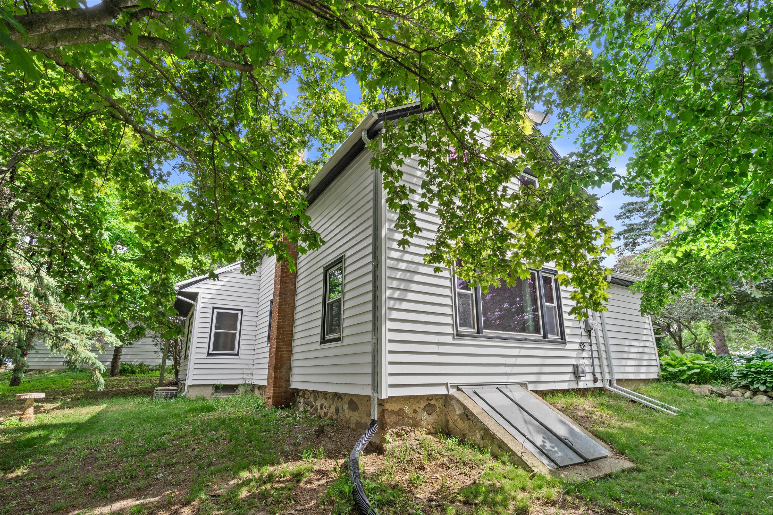 6544 Mohawk Road Wayne, WI 53002 - Photo 31 of 33 Welcome Home!
