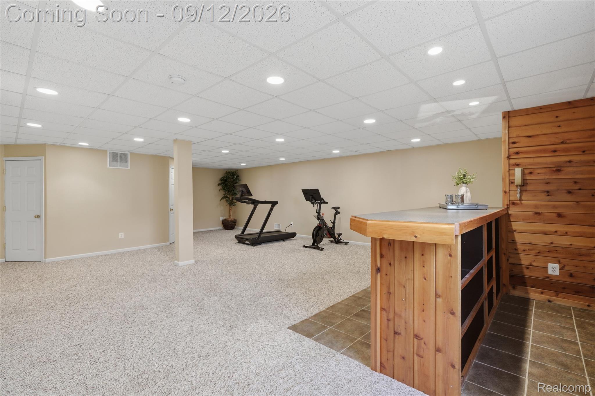 646 West Bluff Court Rochester, MI 48306 - Photo 28 of 40 646 w bluff ct-28.jpg
