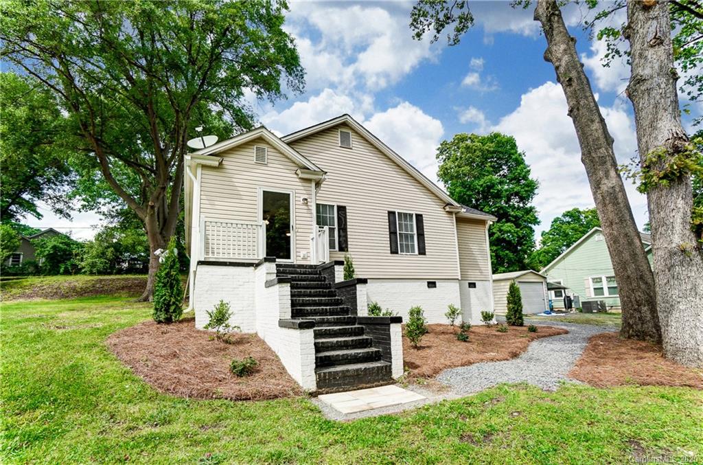 110 Ridge Road Fort Mill, SC 29715 - Photo 2 of 34 Gallery Image 2