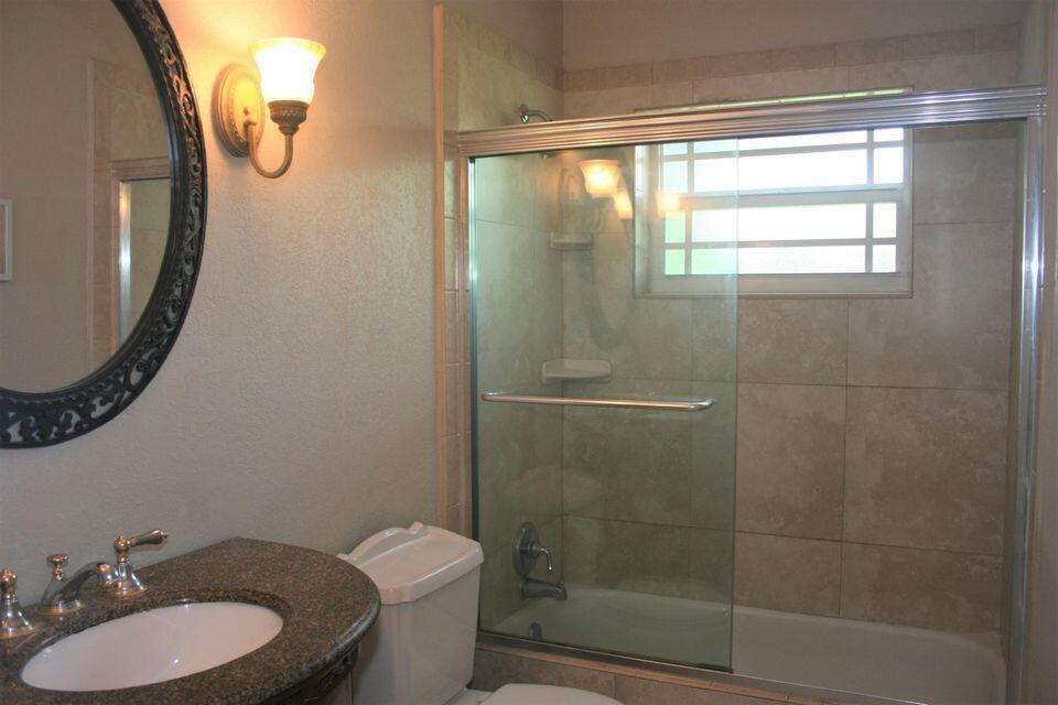 501 Northeast 17th Street Boca Raton, FL 33432 - Photo 23 of 50 501 Bathroom