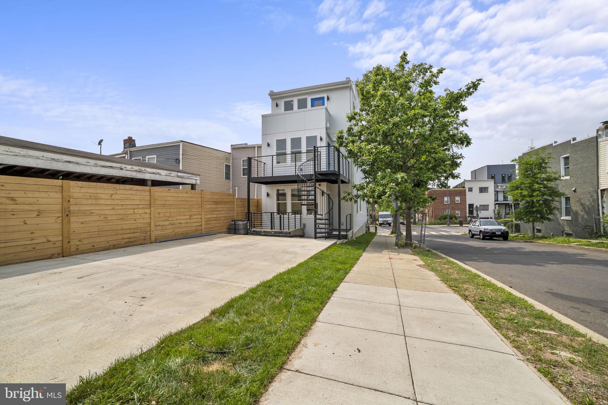 1417 Montello Avenue Northeast, Unit 2 Washington, DC 20002 - Photo 35 of 40