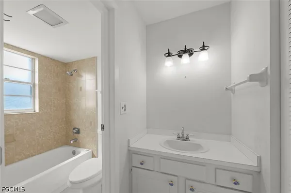 $425,000 | 3045 Estero Boulevard, Unit 7D, Fort Myers Beach, FL 33931
