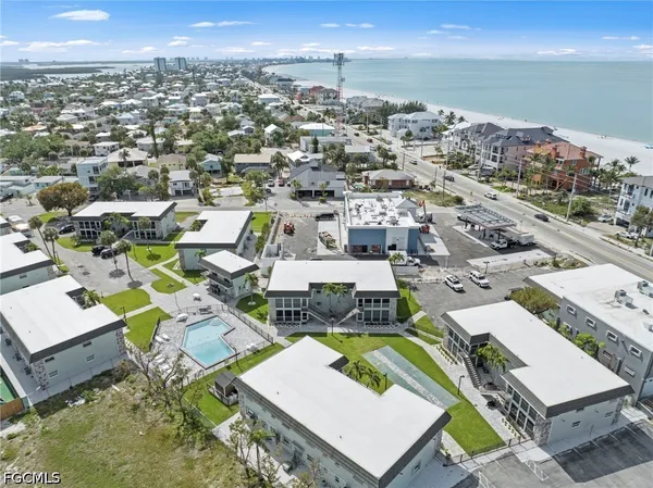 $425,000 | 3045 Estero Boulevard, Unit 7D, Fort Myers Beach, FL 33931