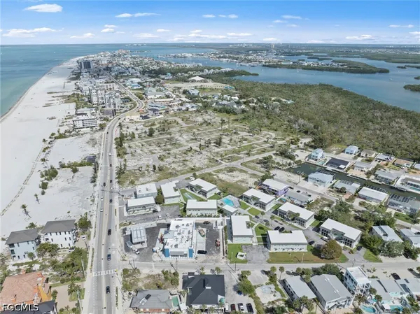 $425,000 | 3045 Estero Boulevard, Unit 7D, Fort Myers Beach, FL 33931