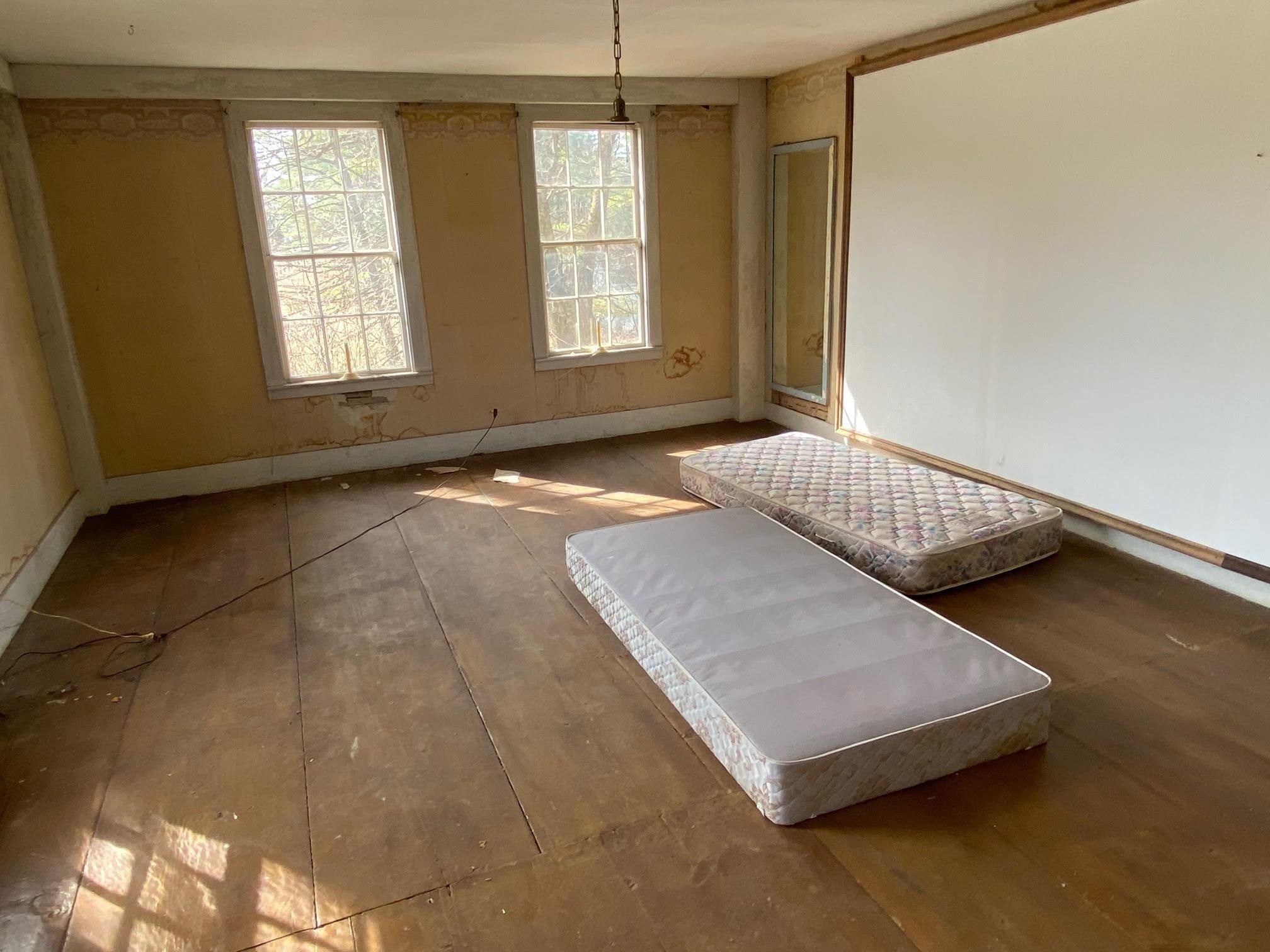 1254 Highway 5 Weathersfield, VT 05156 - Photo 24 of 58