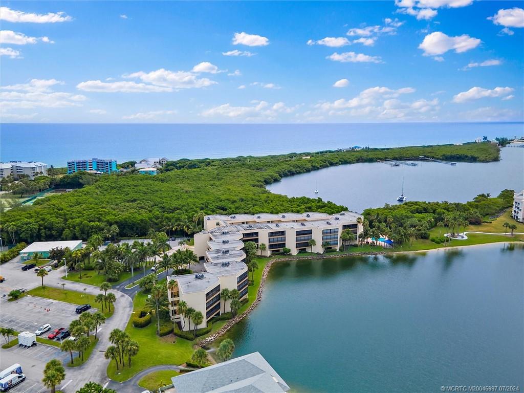 221 Northeast Plantation Road, Unit 406 Stuart, FL 34996 - Photo 41 of 49 Gallery Image 41