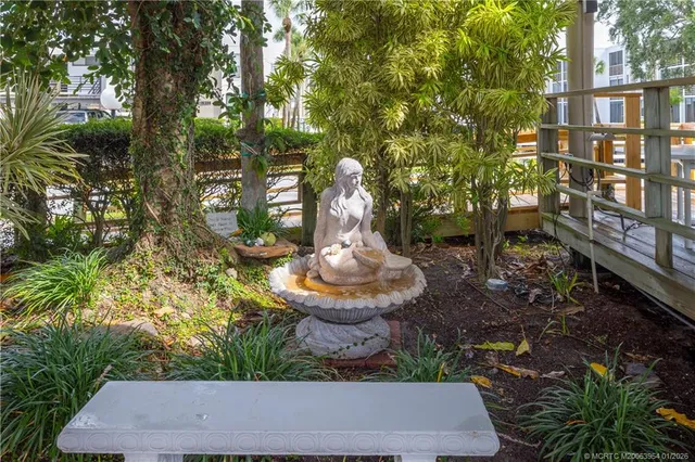 $345,000 | 1950 Southwest Palm City Road, Unit 7101, Stuart, FL 34994