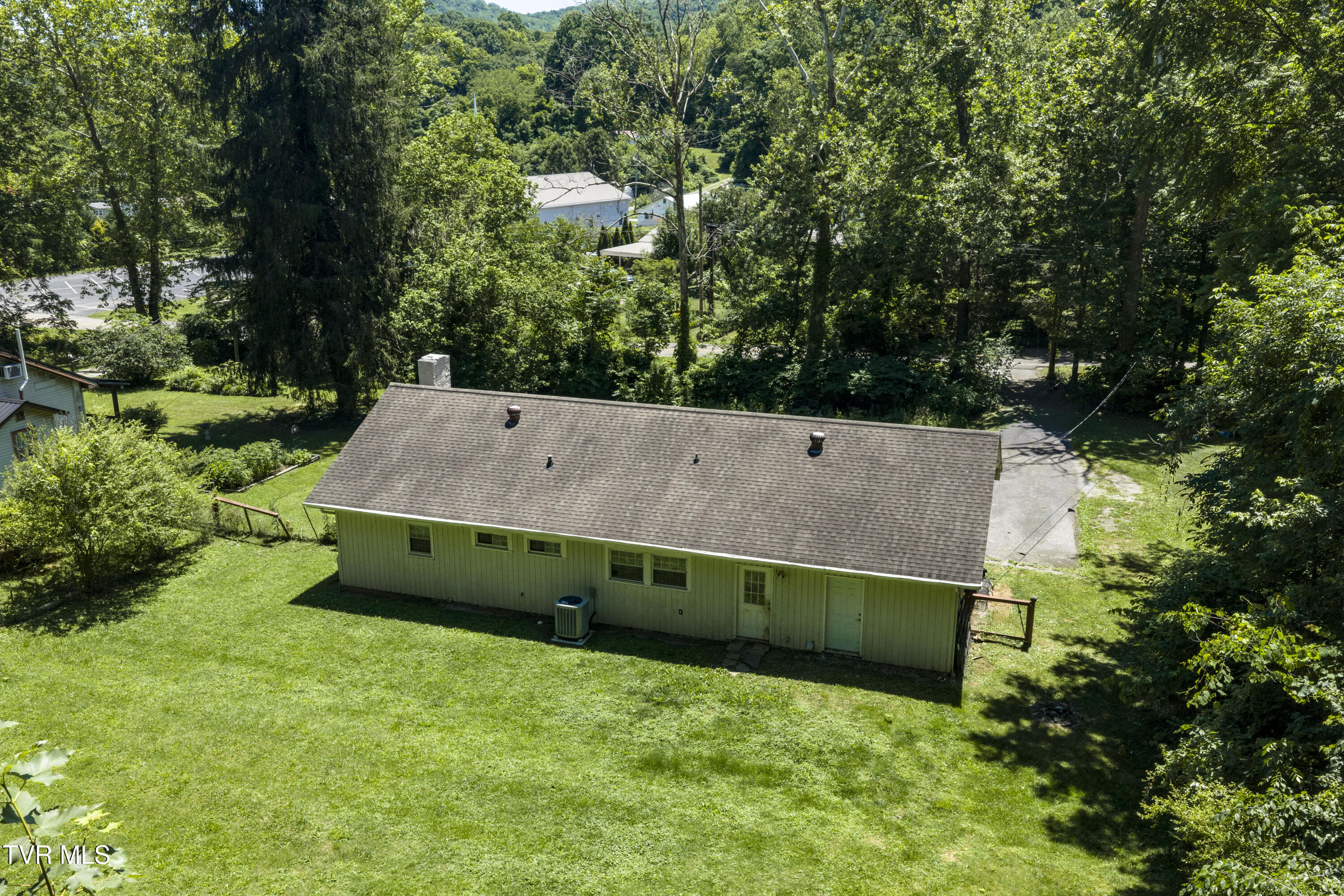 2422 Sinking Creek Road Johnson City, TN 37604 - Photo 45 of 46 SinkingCreek-aerials-10