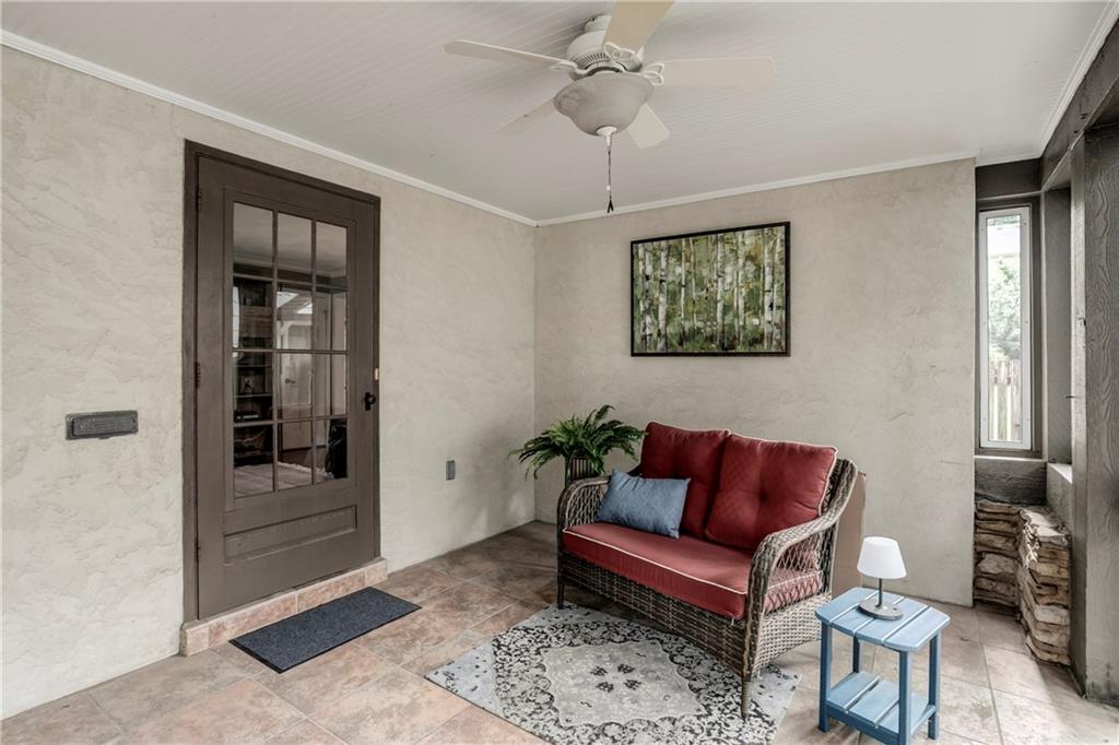 5435 Aberdeen Road Fairway, KS 66205 - Photo 4 of 36