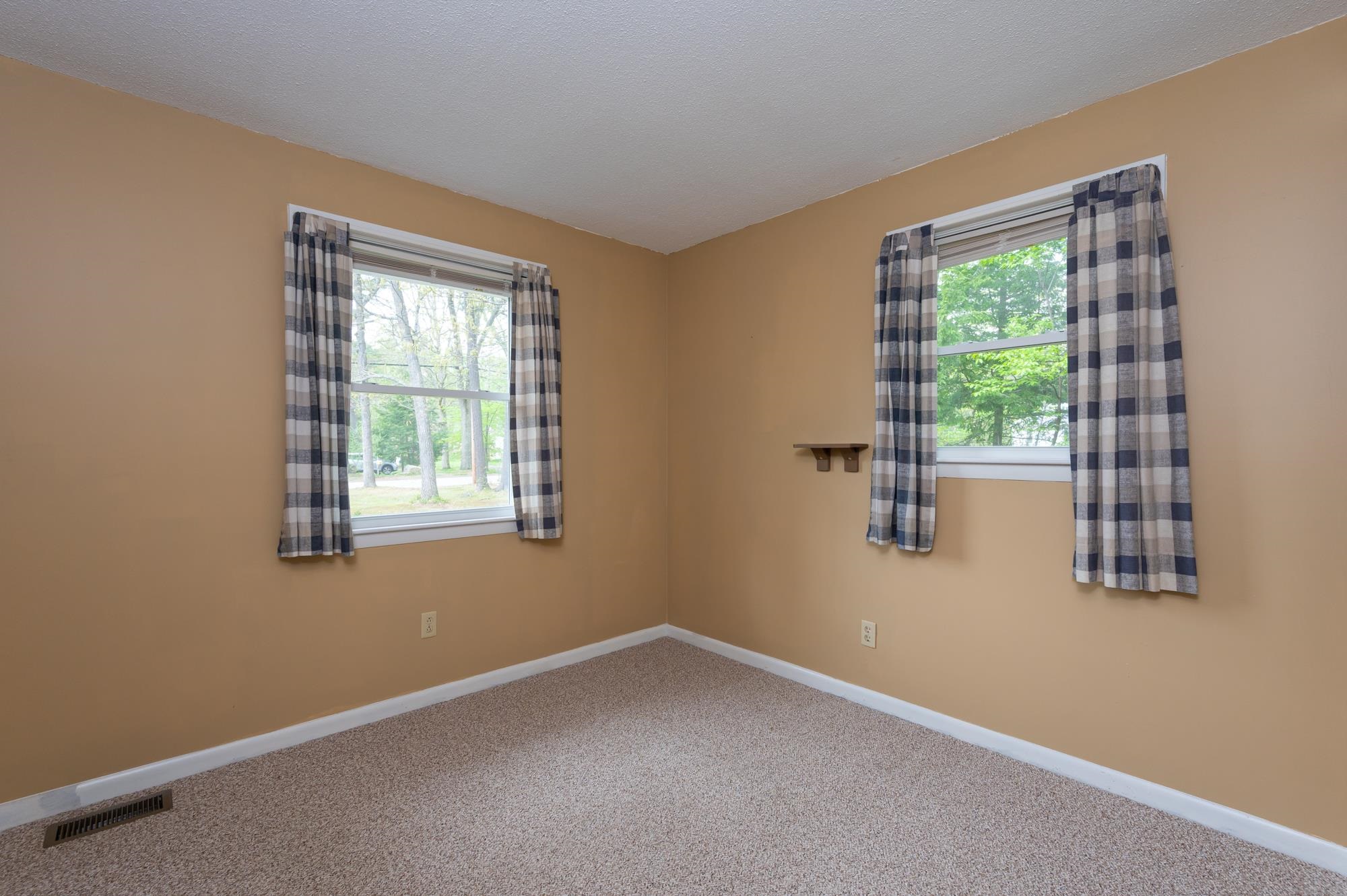 40 Whitten Road Milford, NH 03055 - Photo 13 of 28