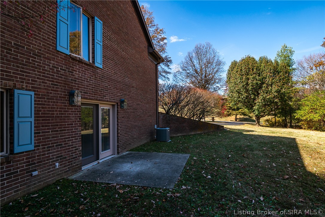 1009 Kelly's Ridge Road New Albany, IN 47150 - Photo 11 of 78