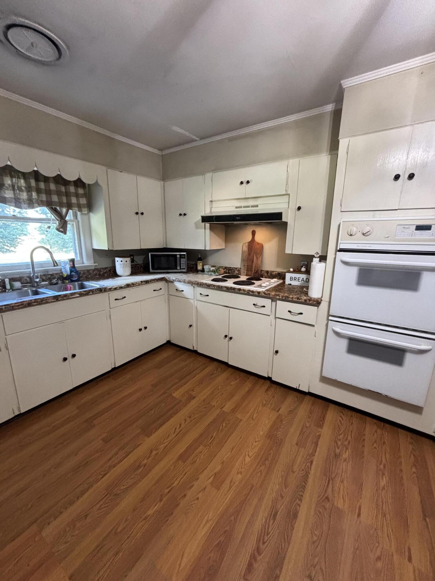730 Shelby Road Salem, KY 42078 - Photo 6 of 24 Kitchen