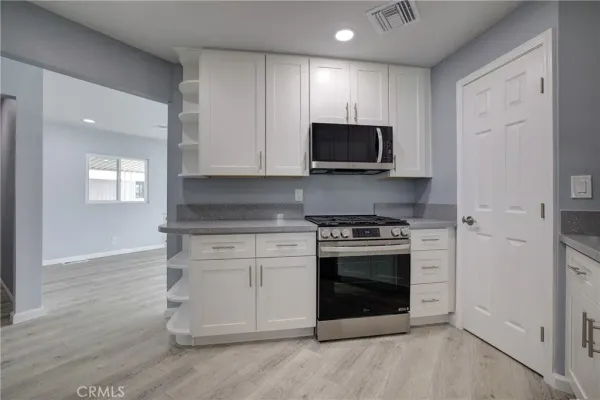 $174,900 | 3700 Buchanan Street, Unit 131, Riverside, CA 92503