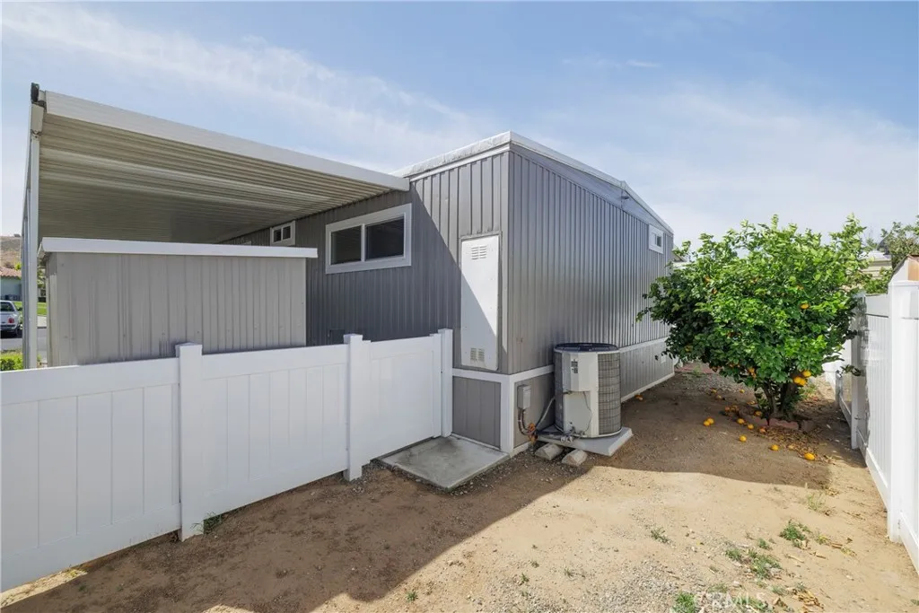 3700 Buchanan Street, Unit 131 Riverside, CA 92503 - Photo 26 of 27