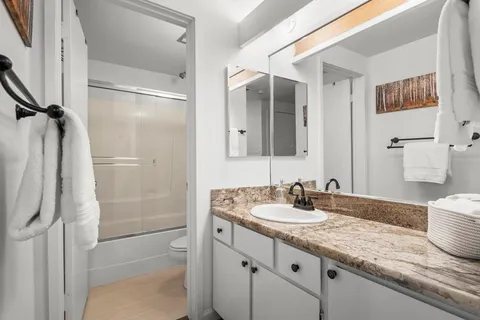 $579,000 | 2755 North Lake Boulevard, Unit 10, Tahoe City, CA 96145