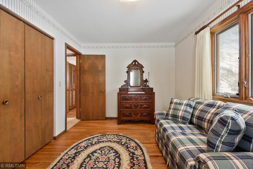 5500 Holiday Road Minnetonka, MN 55345 - Photo 22 of 40