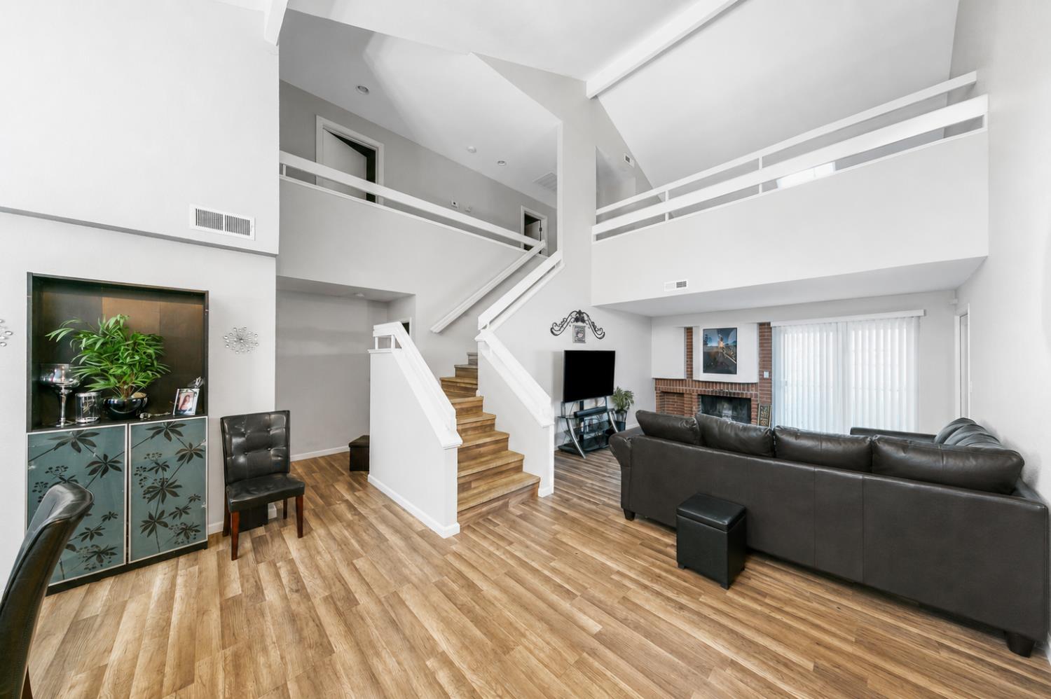 1425 West Swain Road, Unit 13 Stockton, CA 95207 - Photo 5 of 31