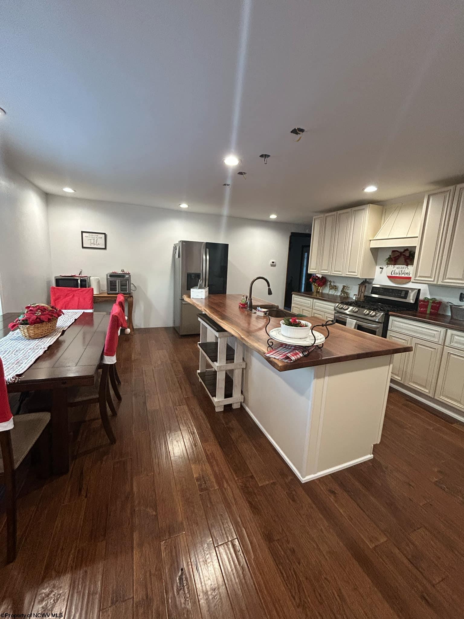 522 Co Rte 9/4 Buckhannon, WV 26201 - Photo 13 of 34 Gallery Image 13