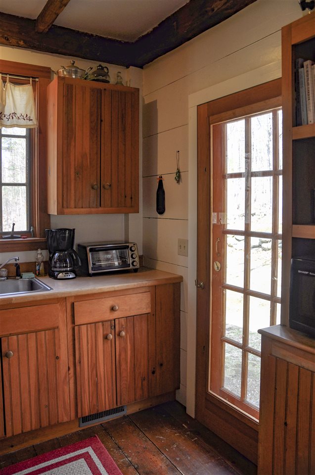 354 Wilson Hill Road Francestown, NH 03043 - Photo 11 of 40 Gallery Image 11