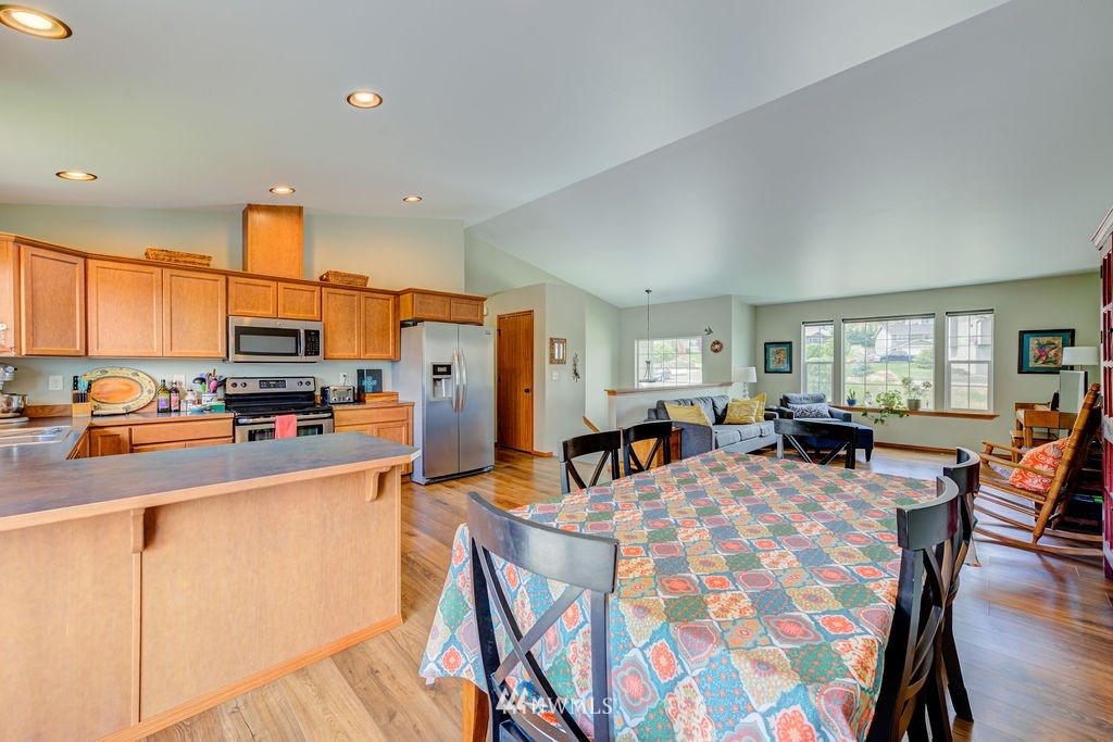 2135 Citation Loop Wenatchee, WA 98801 - Photo 4 of 32 Gallery Image 4