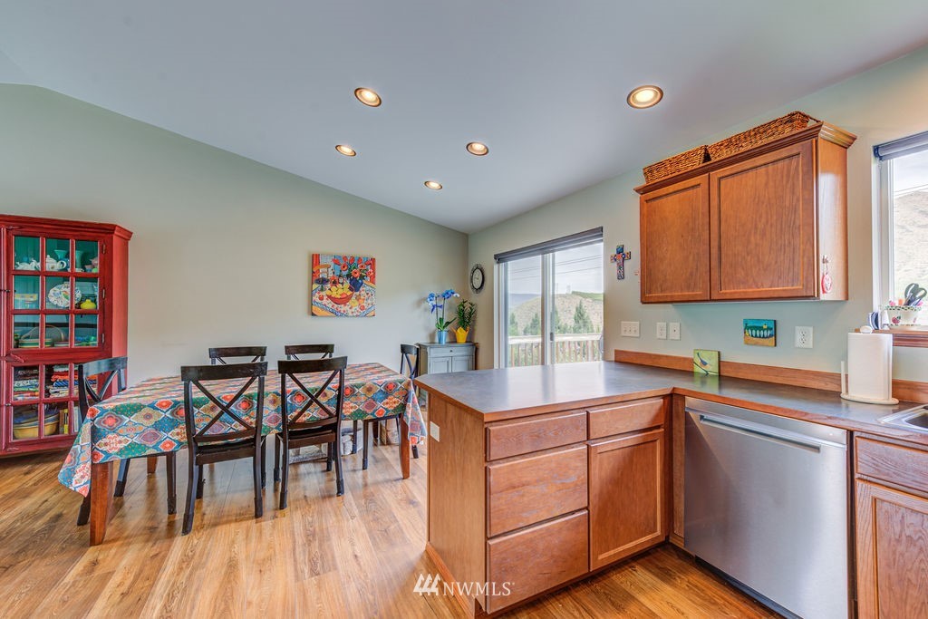 2135 Citation Loop Wenatchee, WA 98801 - Photo 8 of 32 Gallery Image 8