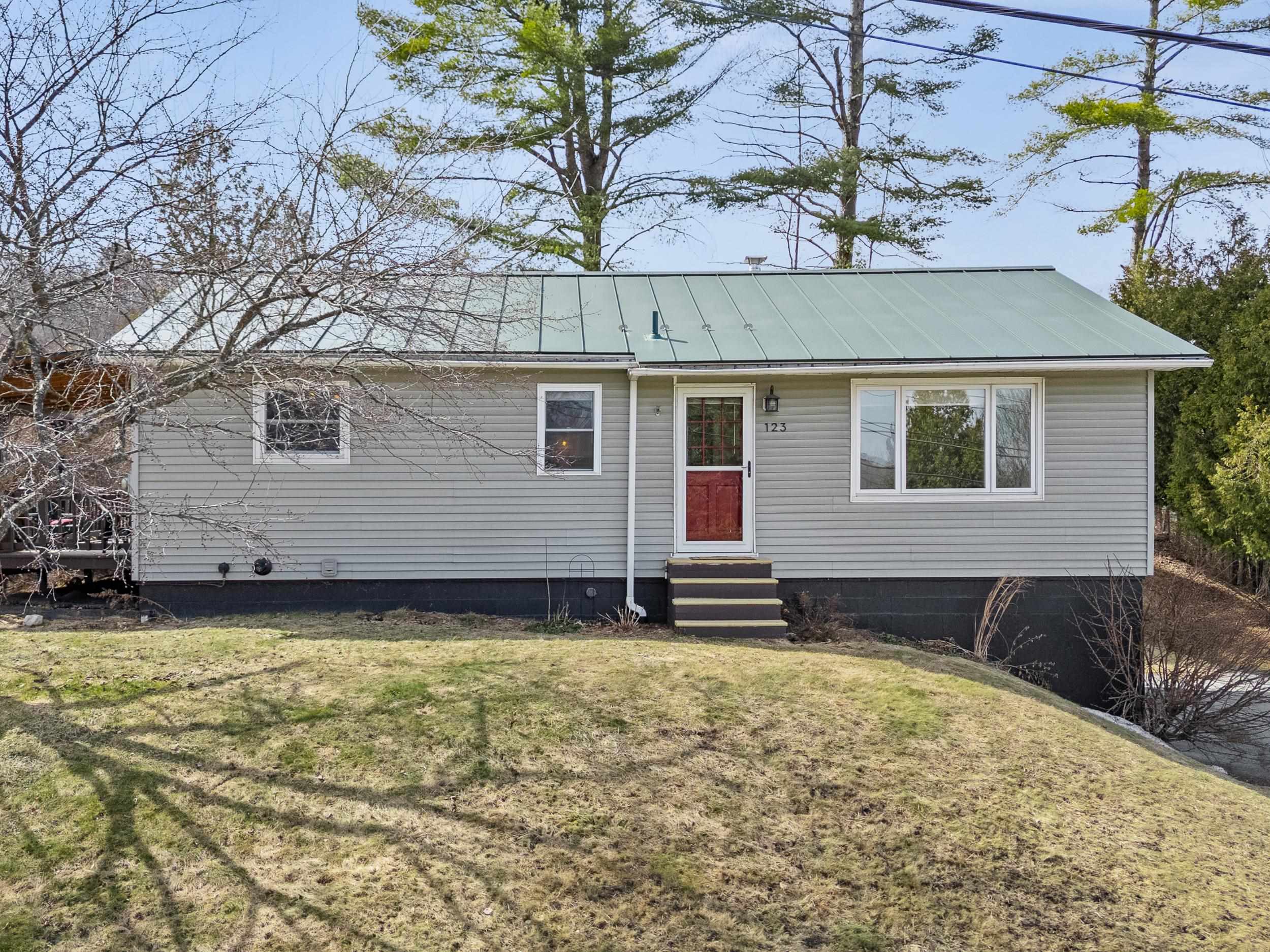123 Berlin Street Barre, VT 05641 - Photo 2 of 46
