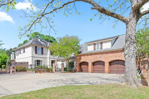 $795,000 | 118 West Bayou Parkway, Lafayette, LA 70503