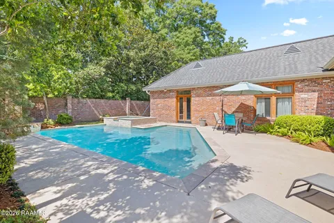 $795,000 | 118 West Bayou Parkway, Lafayette, LA 70503