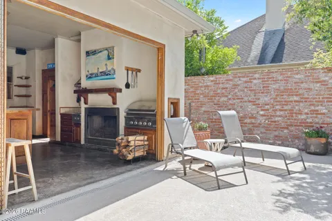 $795,000 | 118 West Bayou Parkway, Lafayette, LA 70503
