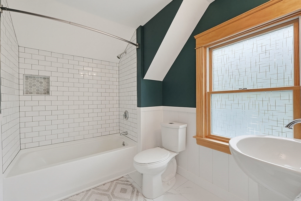 129 Cross Road Westport, MA 02790 - Photo 30 of 42