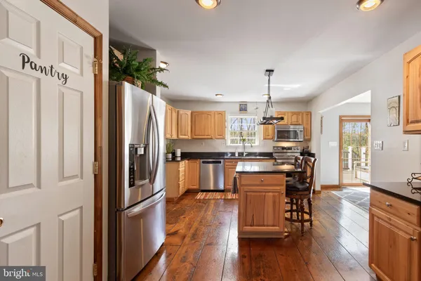 $769,900 | 135 Cropp Road, Fredericksburg, VA 22406