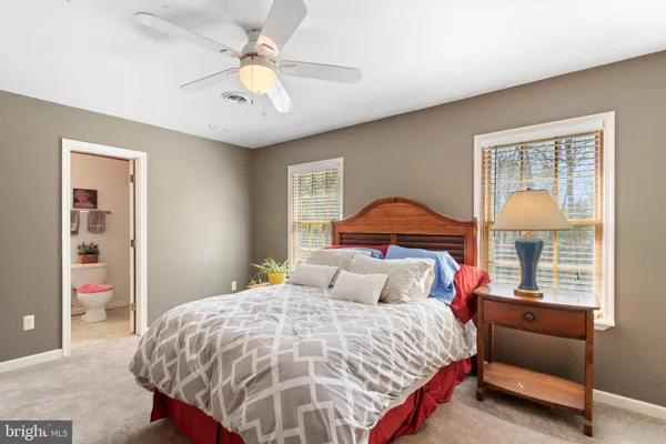 $769,900 | 135 Cropp Road, Fredericksburg, VA 22406