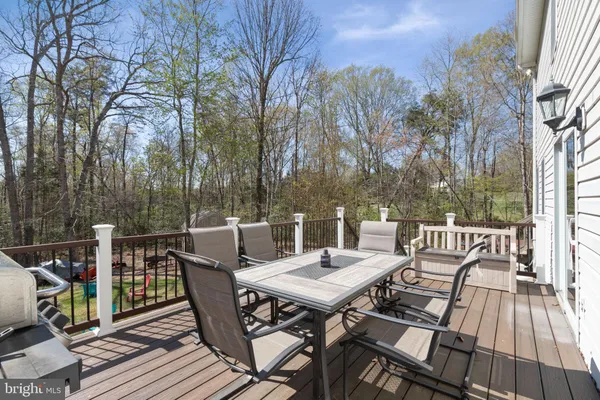 $769,900 | 135 Cropp Road, Fredericksburg, VA 22406