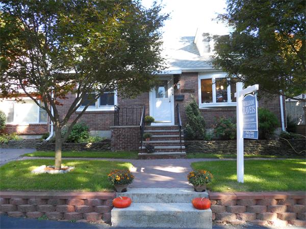 18 Fairview Road Stoneham, MA 02180 - Photo 1 of 1 Gallery Image 1