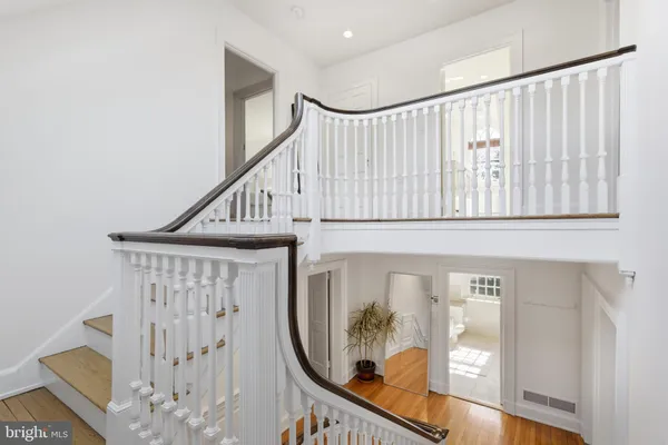$3,795,000 | 8219 St Martins Lane, Philadelphia, PA 19118