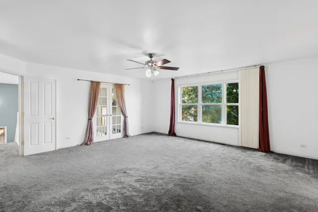 $4,500 | 1534 South Falcon Drive, Libertyville, IL 60048