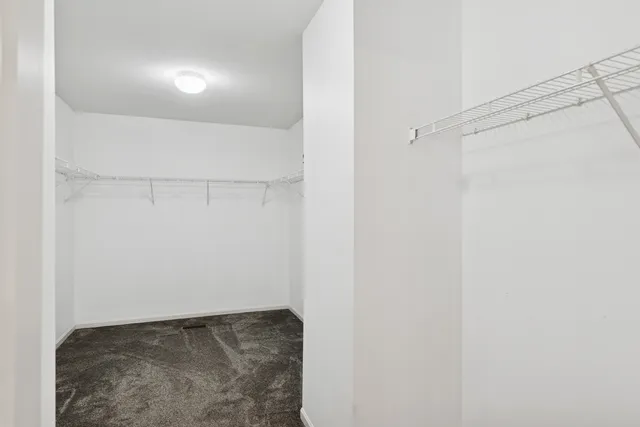 $4,500 | 1534 South Falcon Drive, Libertyville, IL 60048