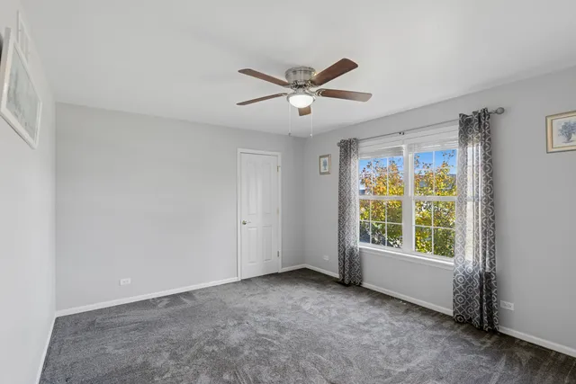 $4,500 | 1534 South Falcon Drive, Libertyville, IL 60048