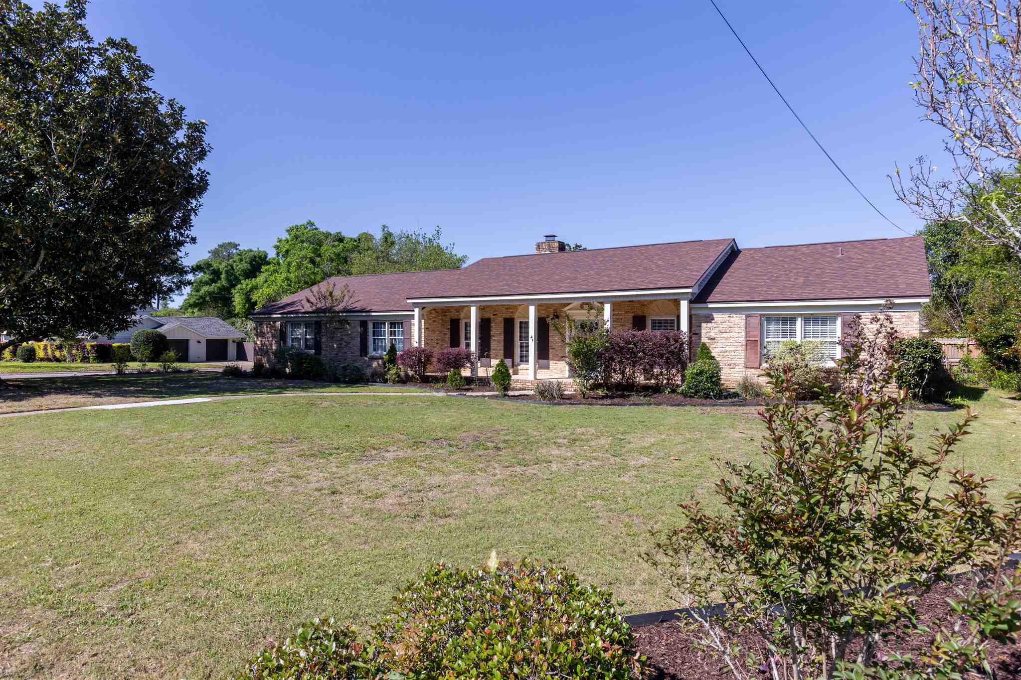 3711 Maule Road Pensacola, FL 32503 - Photo 2 of 31