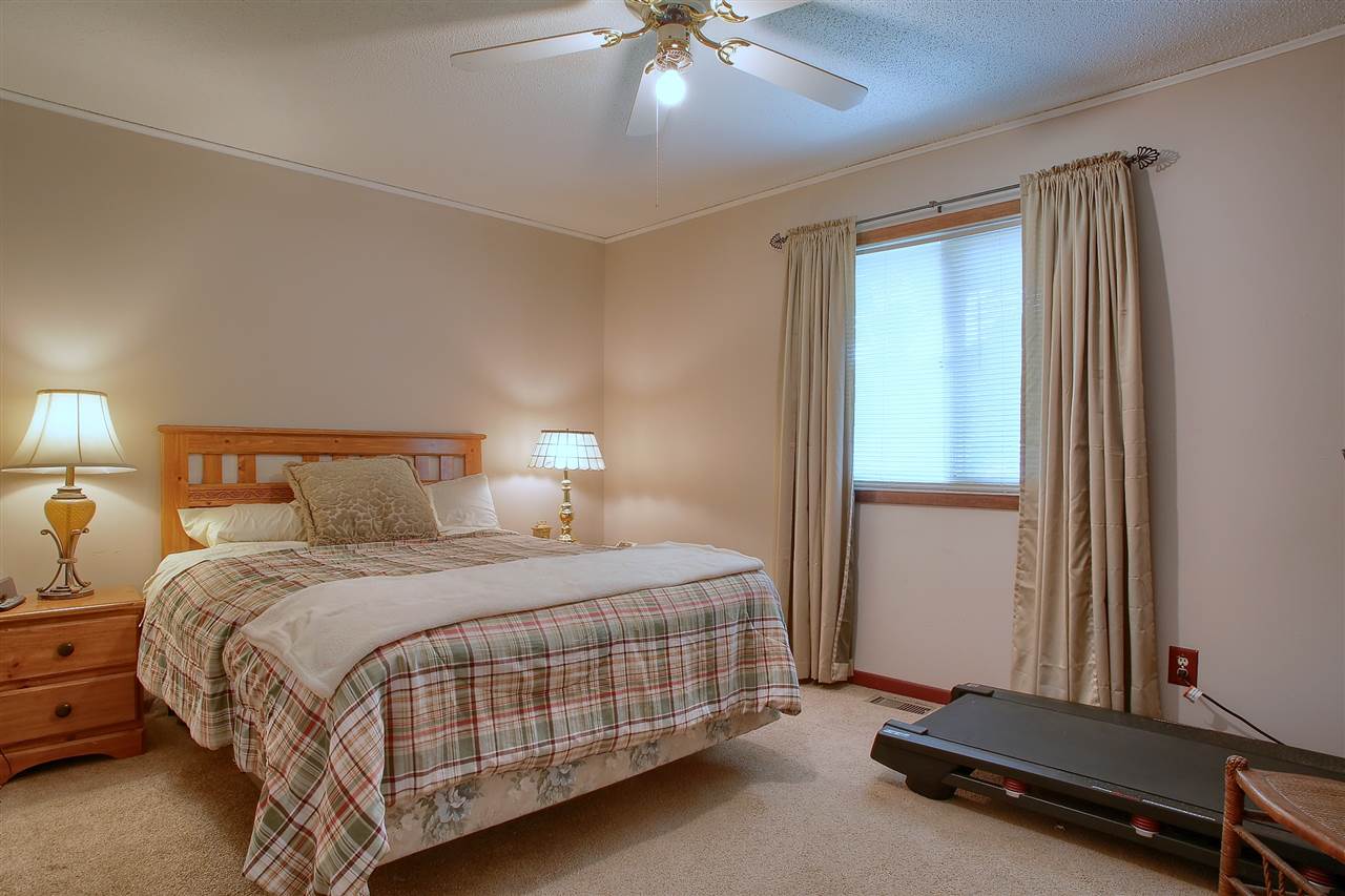 48660 Callens Road Chesterfield, MI 48047 - Photo 22 of 34