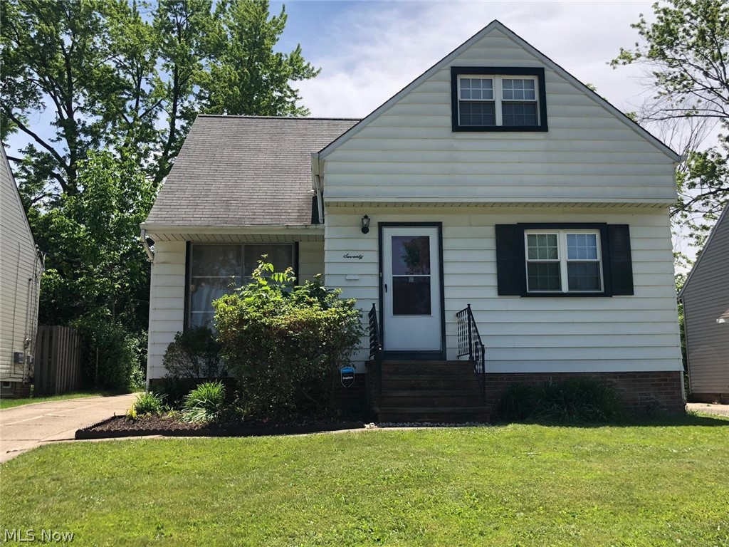 70 Natalie Road Bedford, OH 44146 - Photo 1 of 11