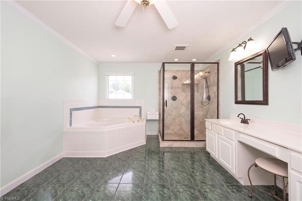 6355 Styers Ferry Road Clemmons, NC 27012 - Photo 16 of 45 Primary Bath - Personal Property has been photoshopped out of picture