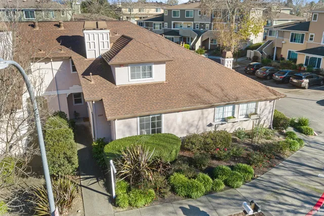 $615,000 | 1757 Burgundy Court, Petaluma, CA 94954