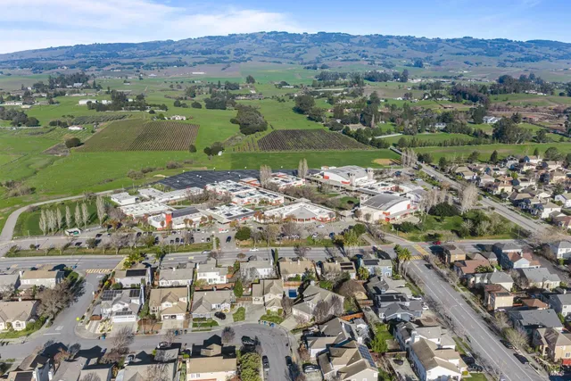 $615,000 | 1757 Burgundy Court, Petaluma, CA 94954