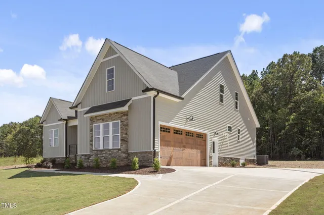 $600,001 | 30 Stream Vw Way, Spring Hope, NC 27882