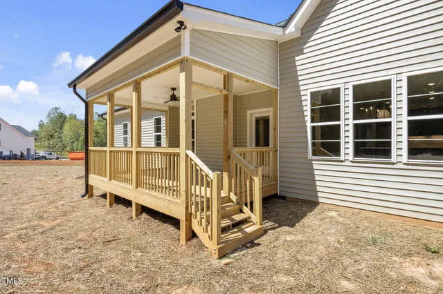 $600,001 | 30 Stream Vw Way, Spring Hope, NC 27882