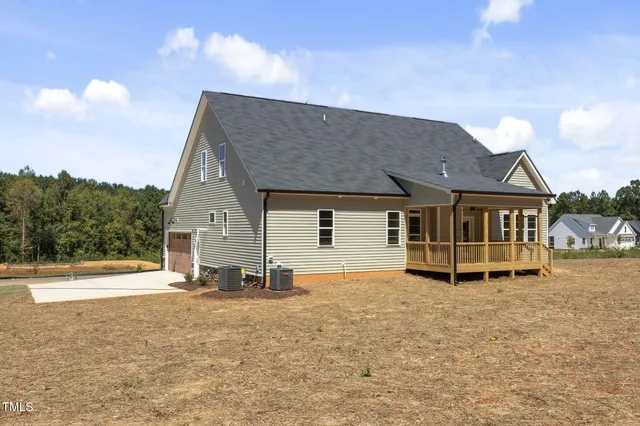$600,001 | 30 Stream Vw Way, Spring Hope, NC 27882